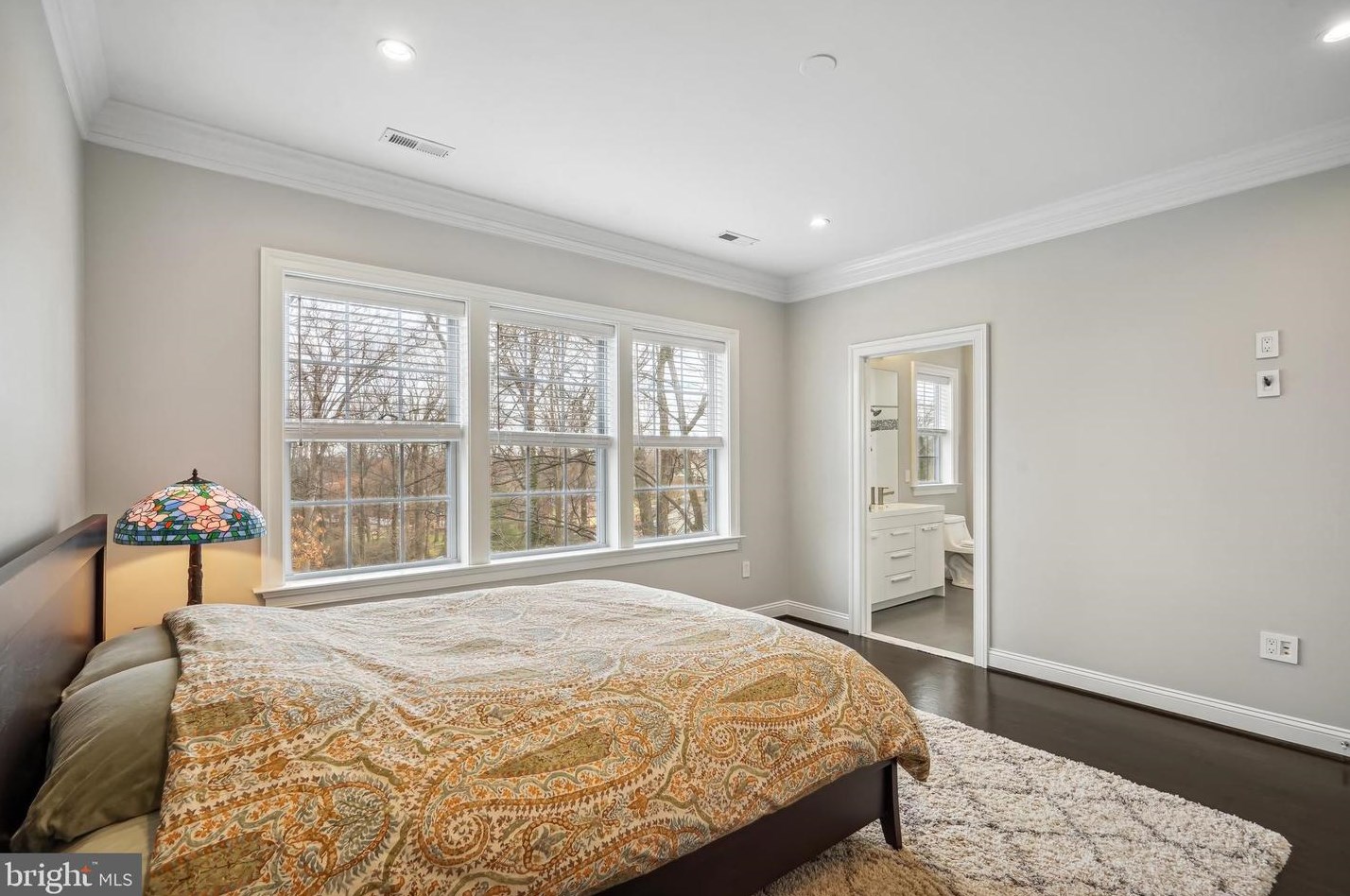 10713 Rosehaven St, Fairfax VA  22030-2826 exterior