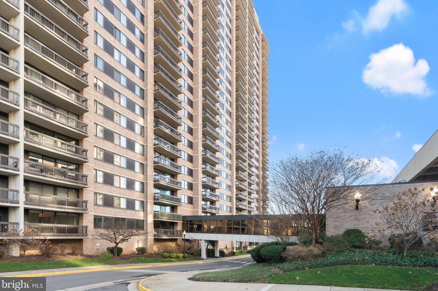 5501 Seminary #2314s, Falls Church, VA 22041