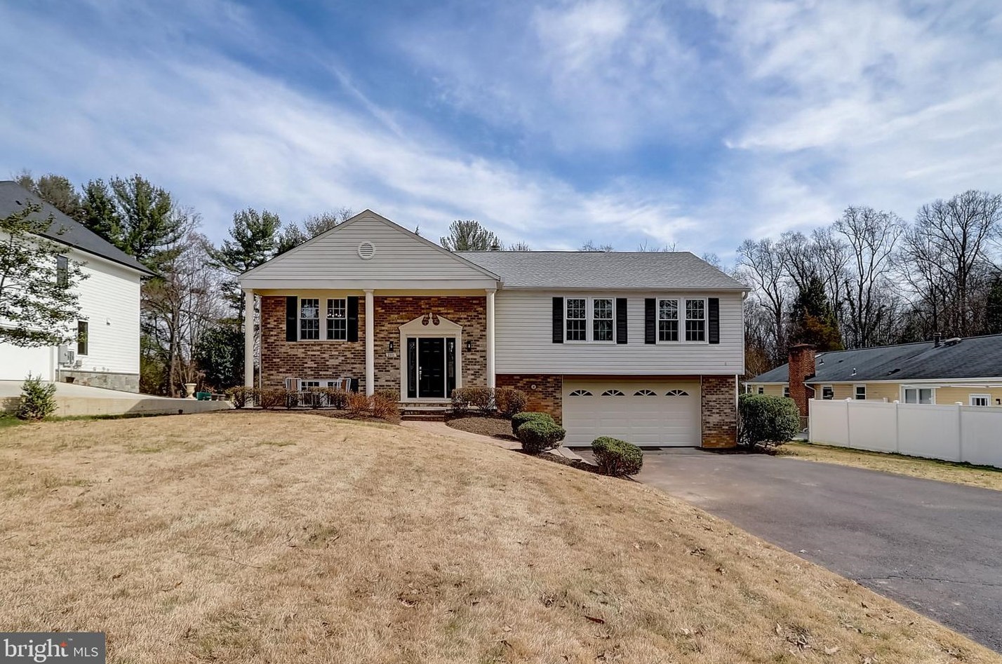 2901 Hideaway Rd, Fairfax, VA 22031-1310