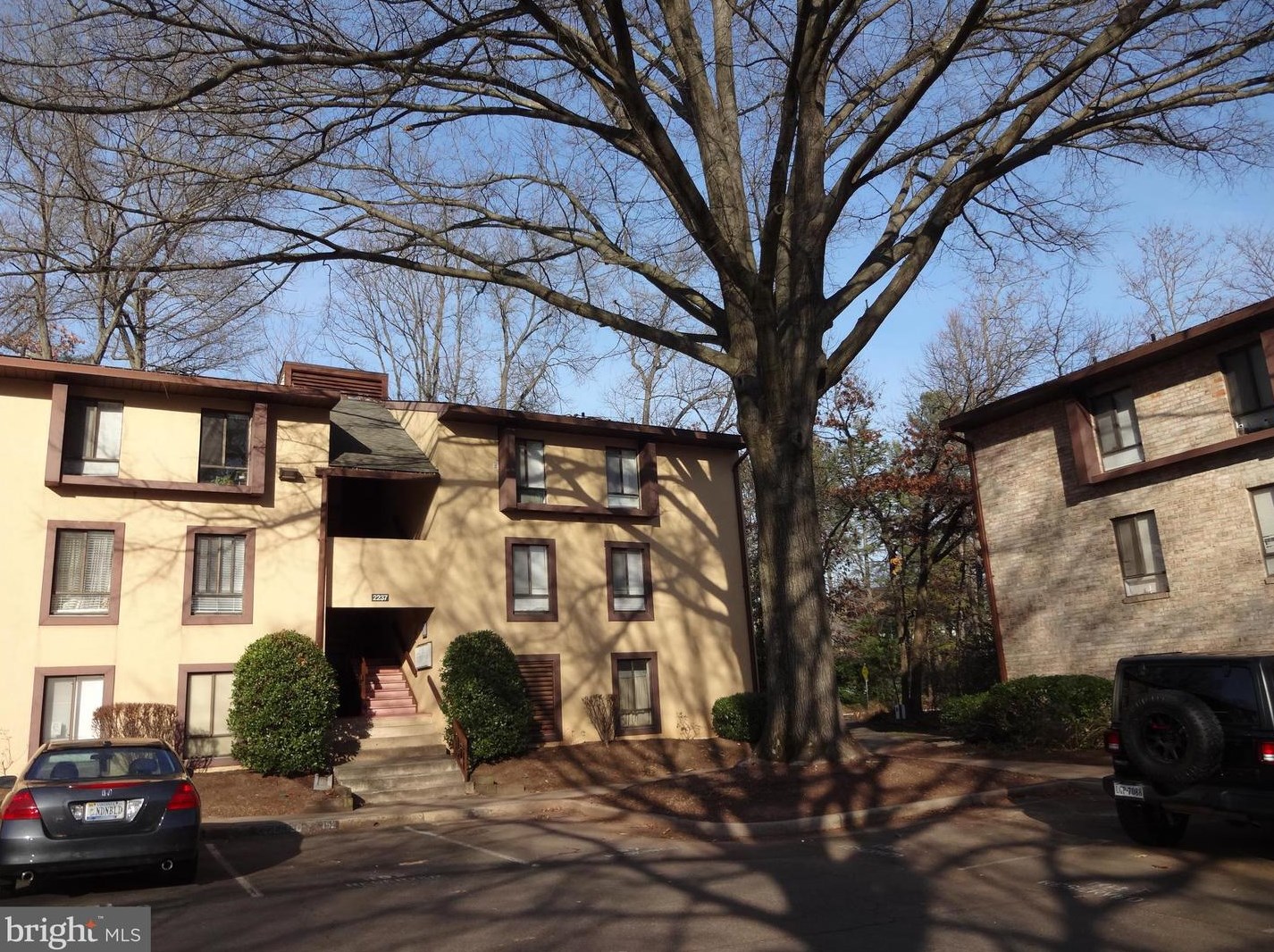 2237 Castle Rock Square #1b, Herndon, VA 20191