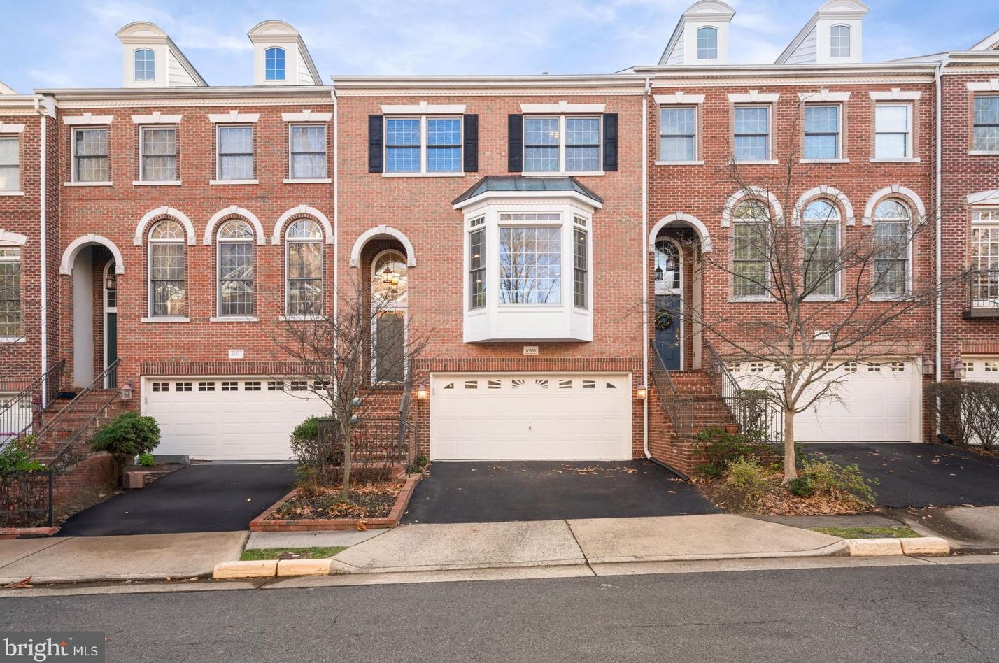 10355 Fitzpatrick Ln, Vienna, VA 22124