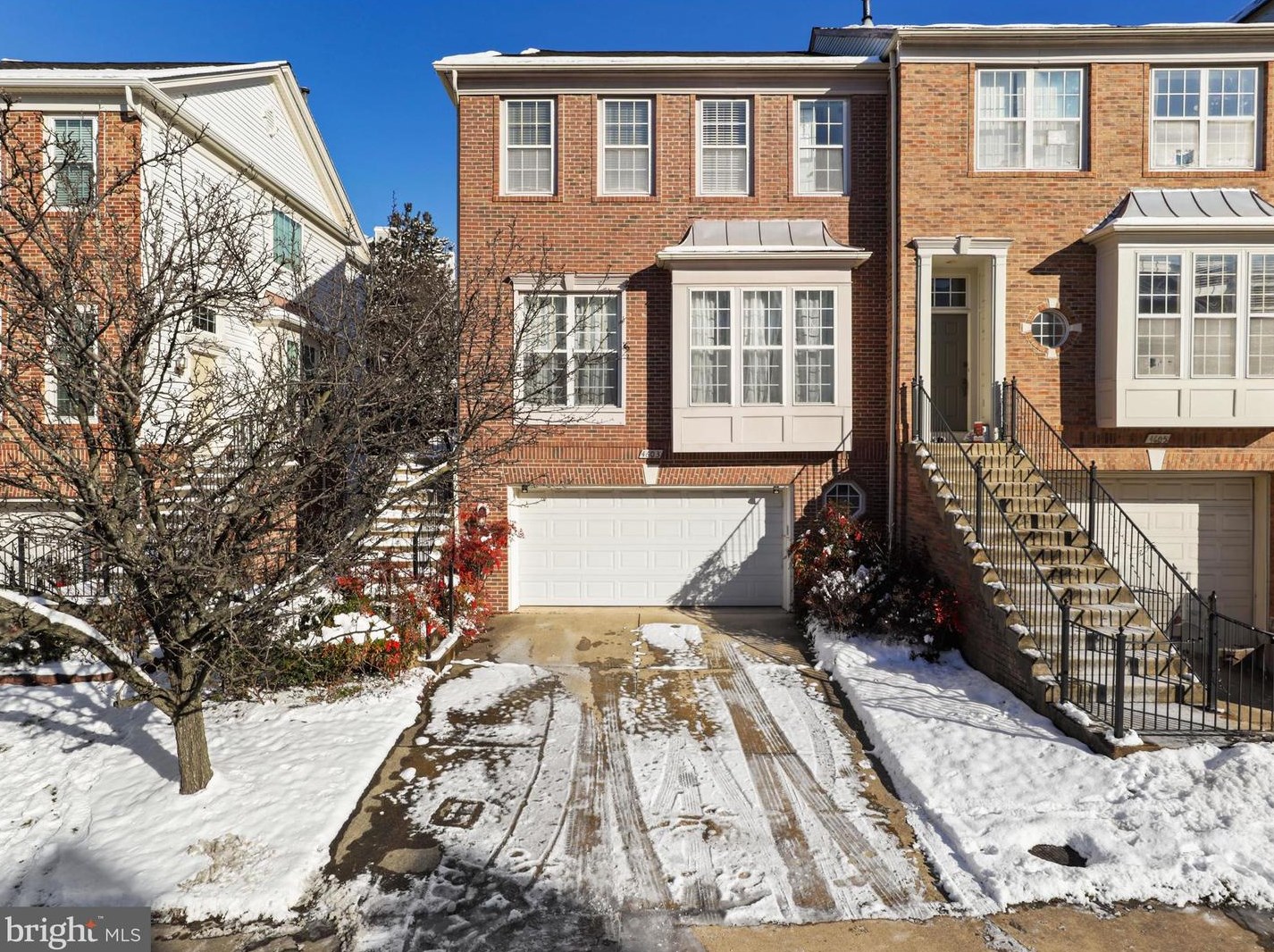 4603 Fair Valley Dr, Fairfax, VA 22033