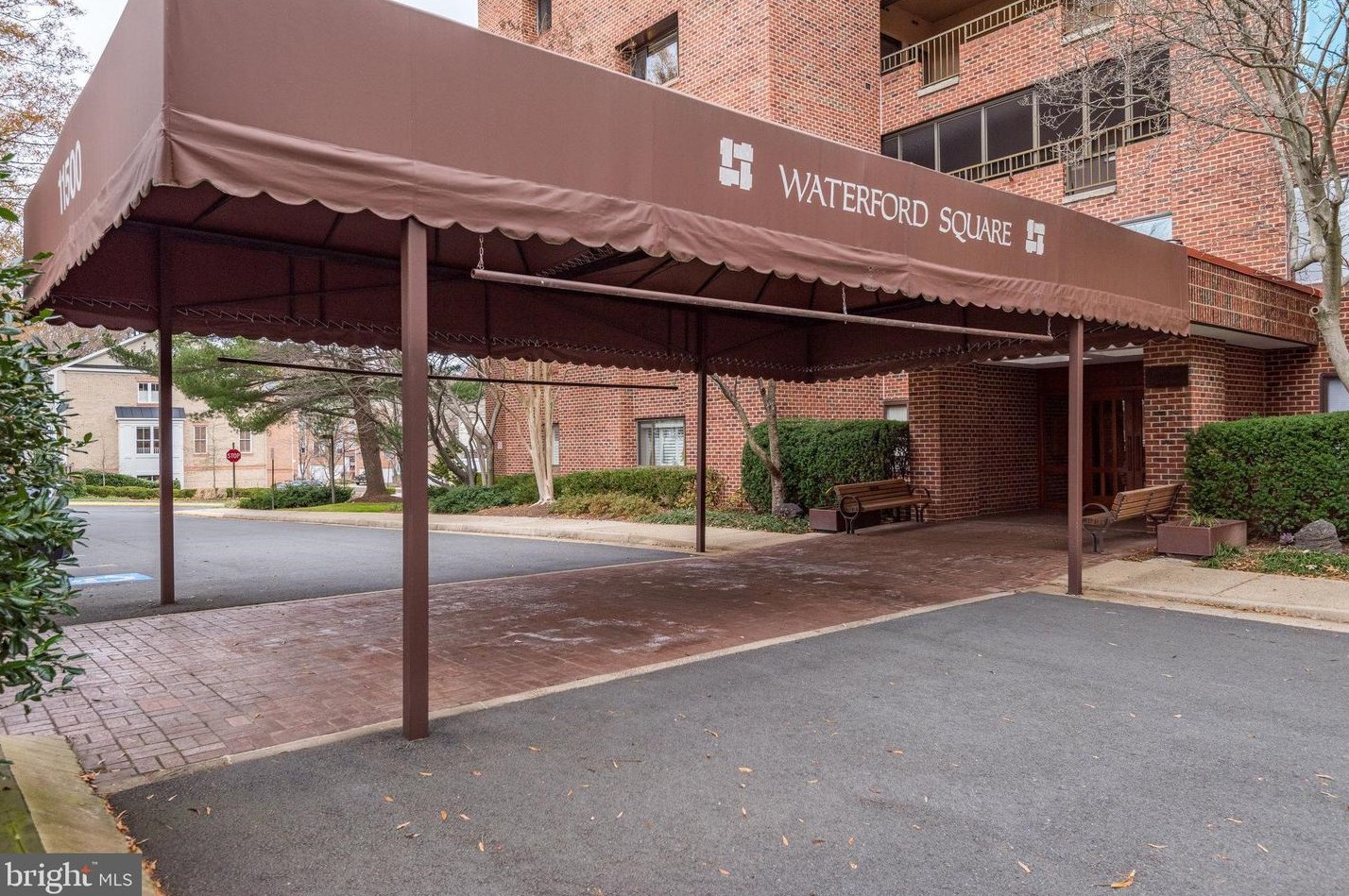 11500 Fairway Dr #206, Herndon, VA 20190