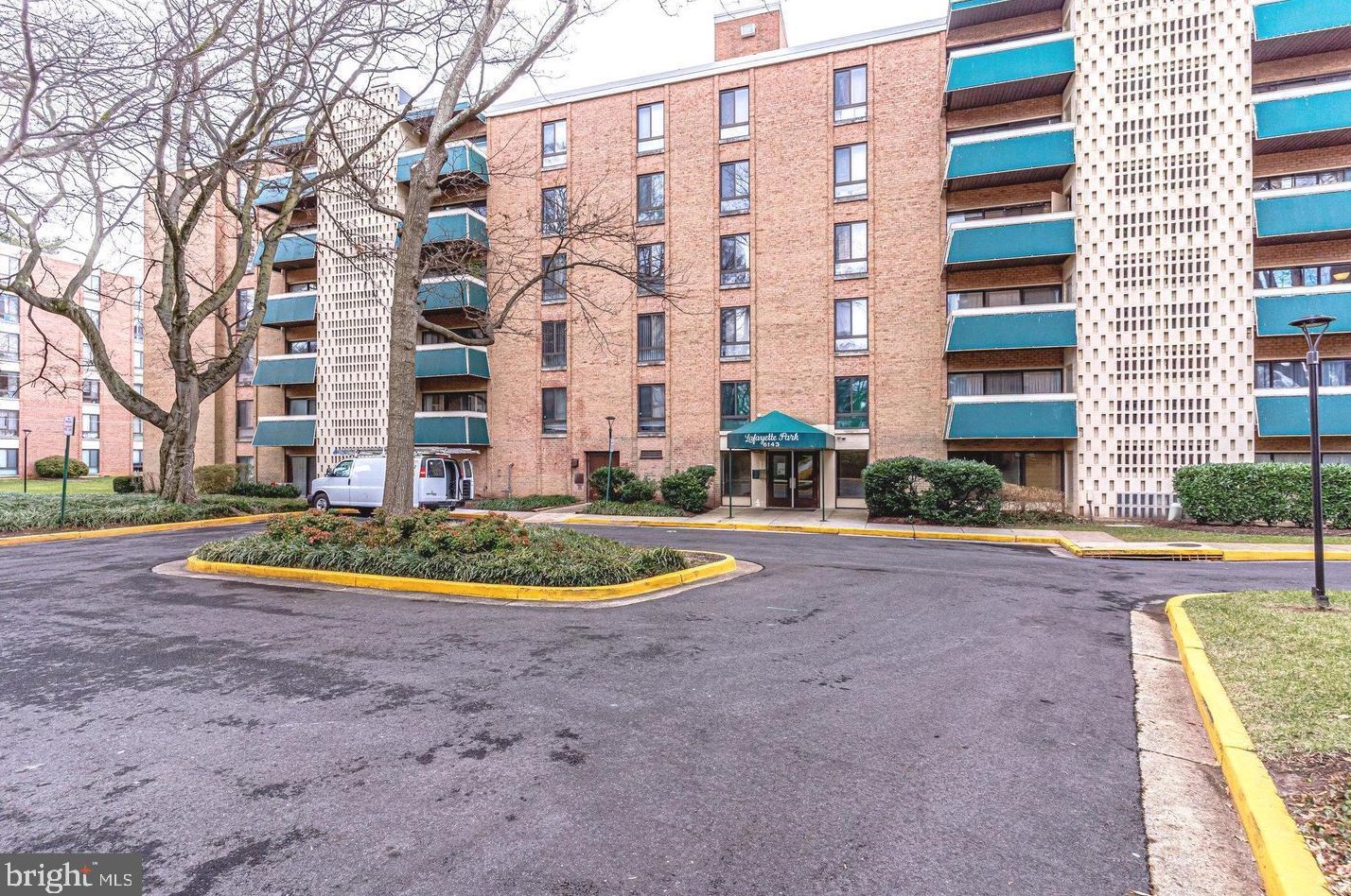 6145 Leesburg Pike #408, Falls Church, VA 22041