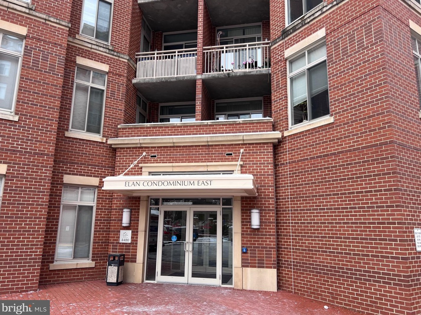 4480 Market Commons Dr #406, Fairfax, VA 22033