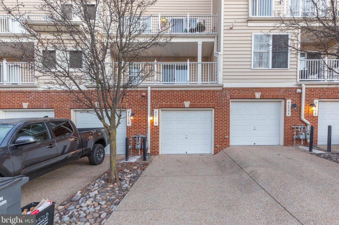 4471 Beacon Grove Cir # 803a, Fairfax, VA