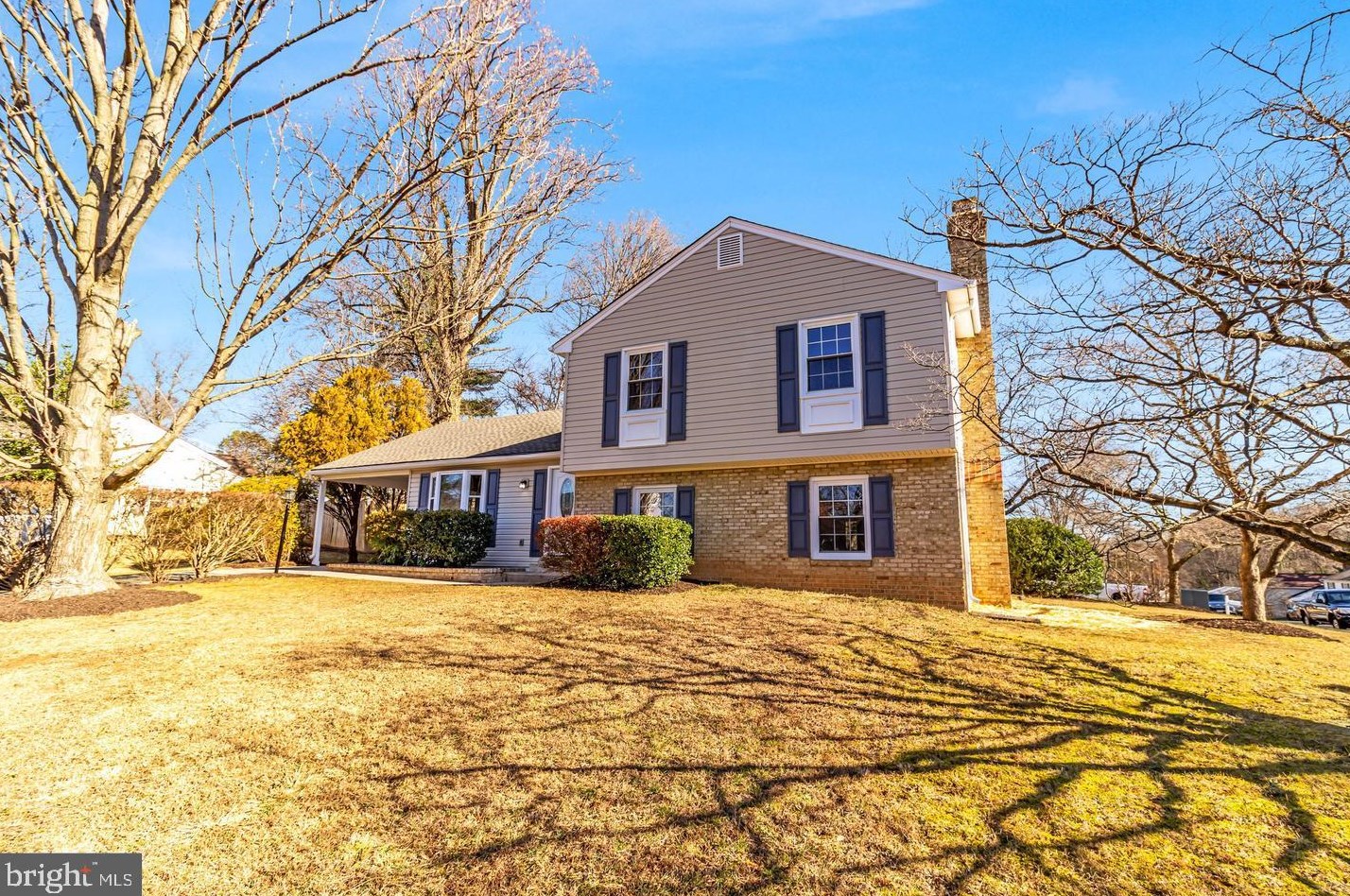 4343 Still Meadow Rd, Fairfax, VA 22032
