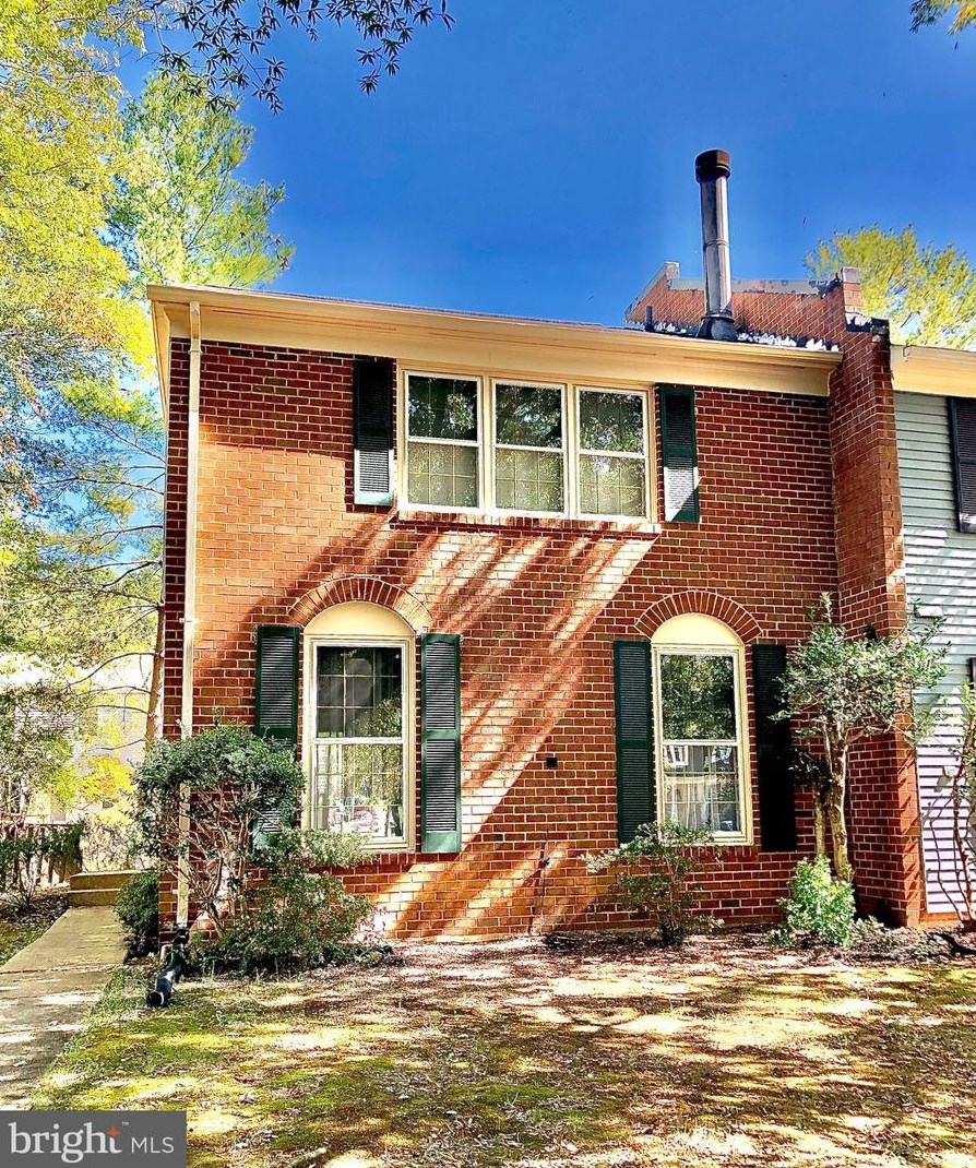 9964 Wood Wren Ct, Fairfax, VA 22032