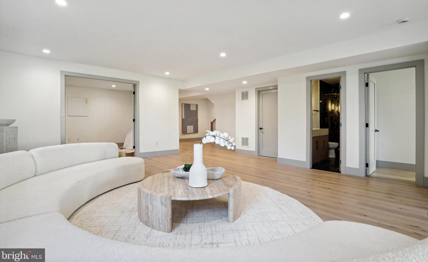 1807 Franklin Ave, Mc Lean VA  22101-5306 exterior