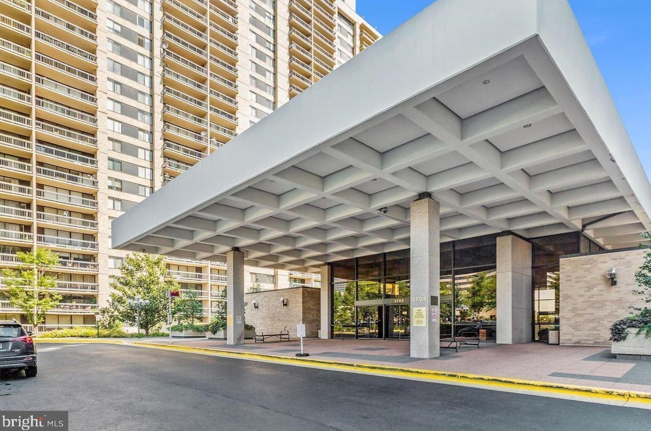 3705 S George Mason Dr Apt 2013s, Falls Church, VA