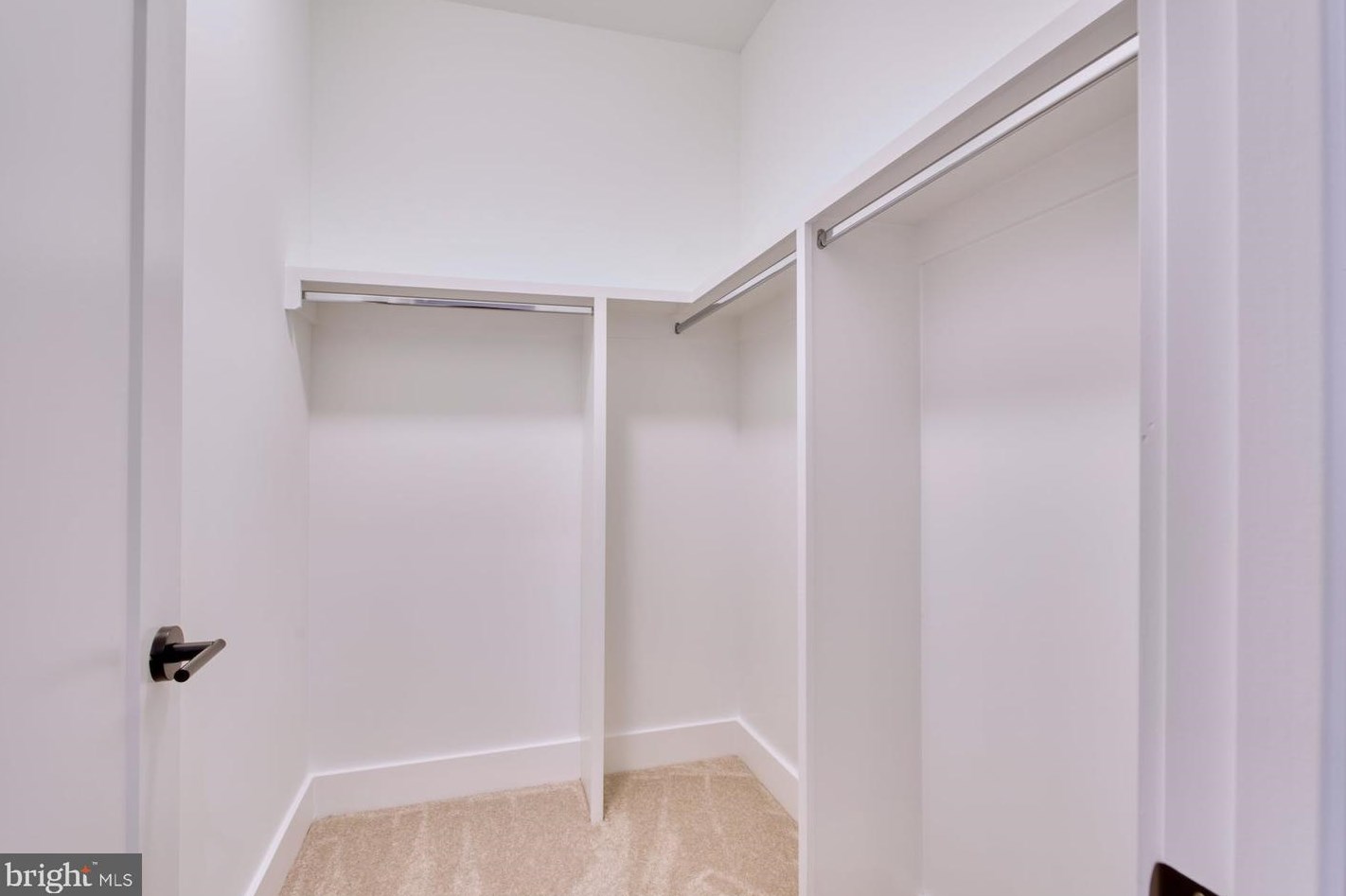 2242 Highland Ave, Falls Church VA  22046-2208 exterior