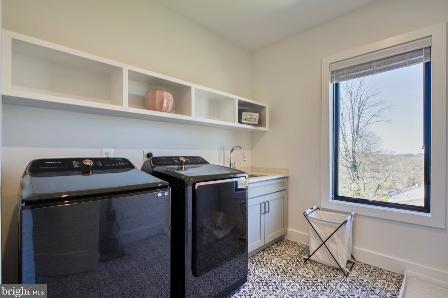 2242 Highland Ave, Falls Church VA  22046-2208 exterior