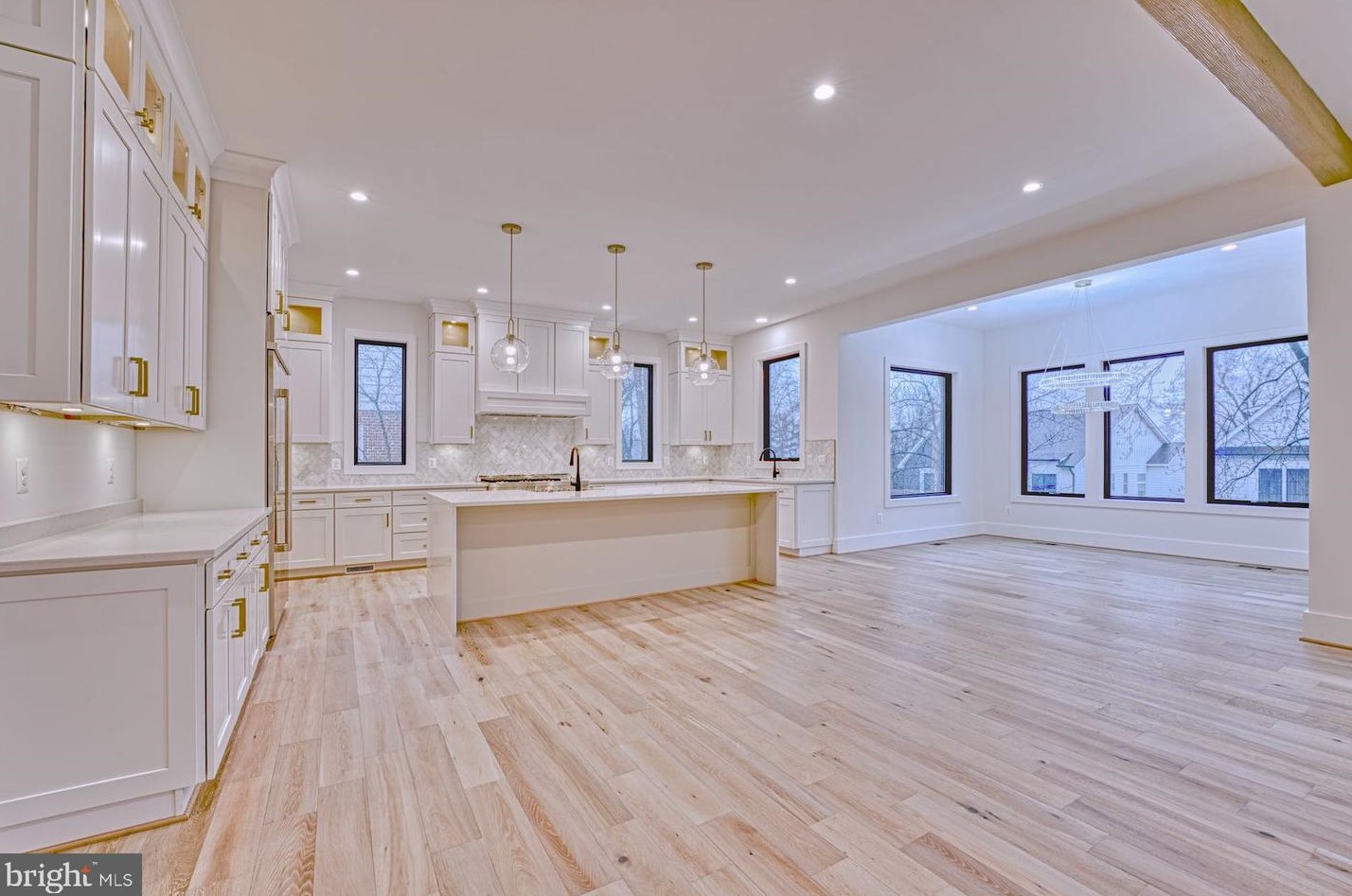 2242 Highland Ave, Falls Church VA  22046-2208 exterior