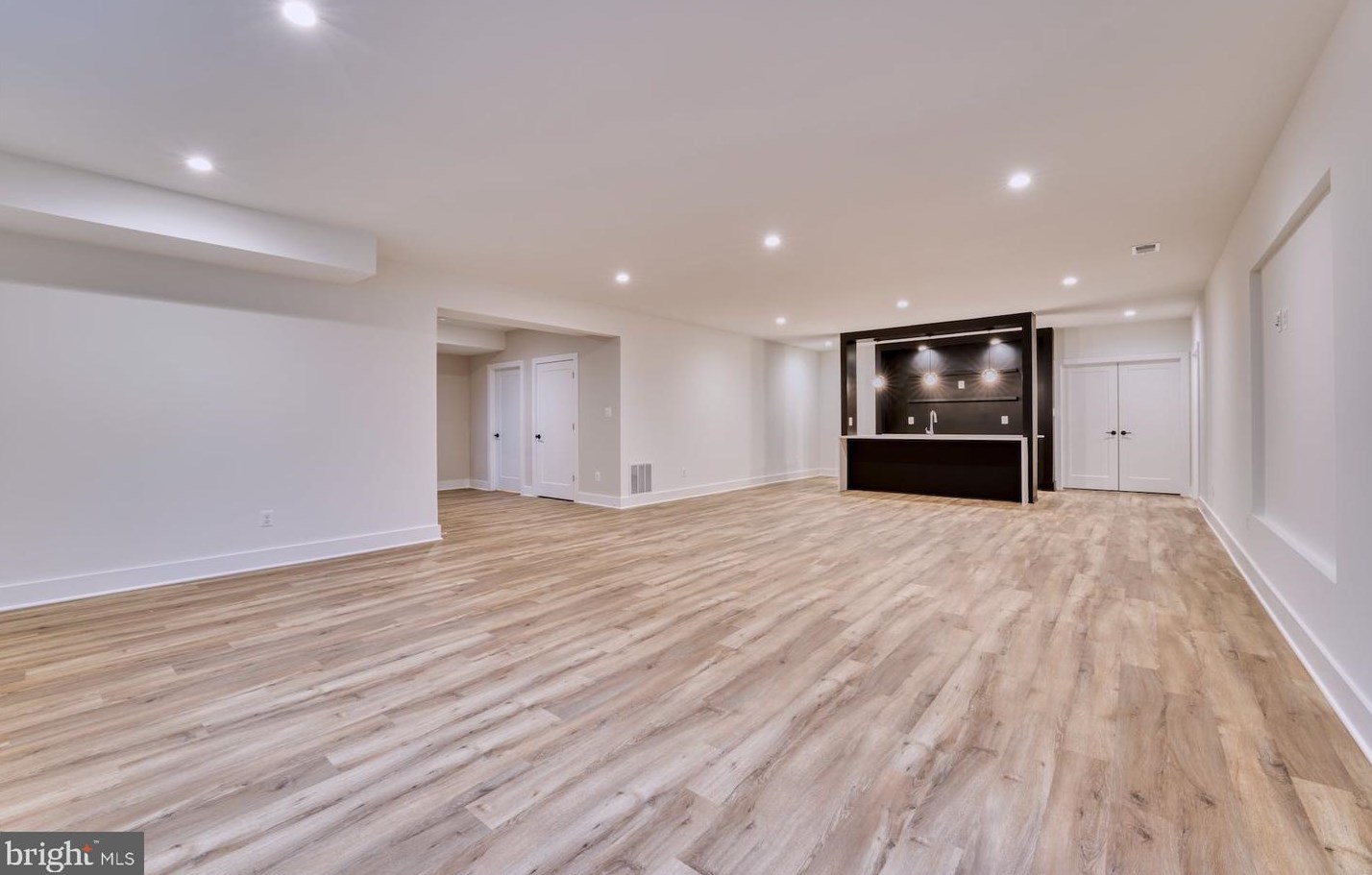 2242 Highland Ave, Falls Church VA  22046-2208 exterior