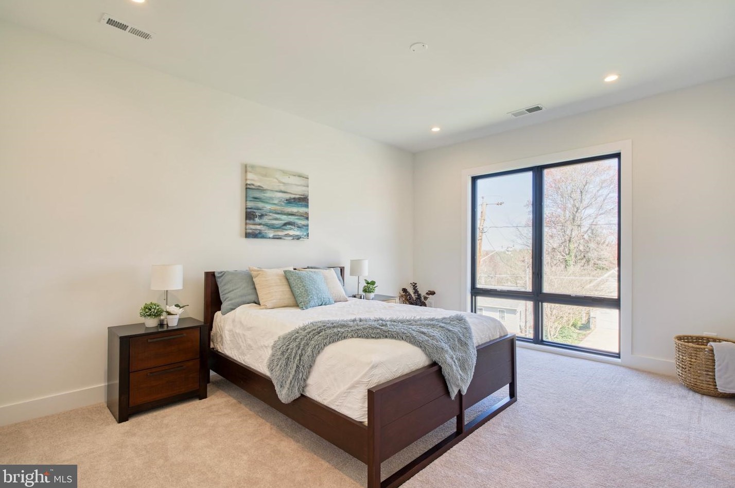 2242 Highland Ave, Falls Church VA  22046-2208 exterior