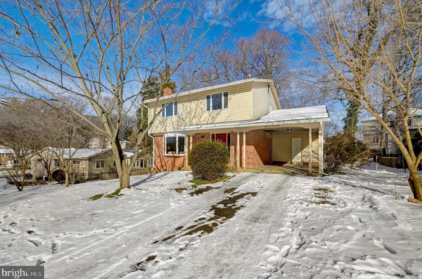5217 Richardson Dr, Fairfax, VA 22032-3928