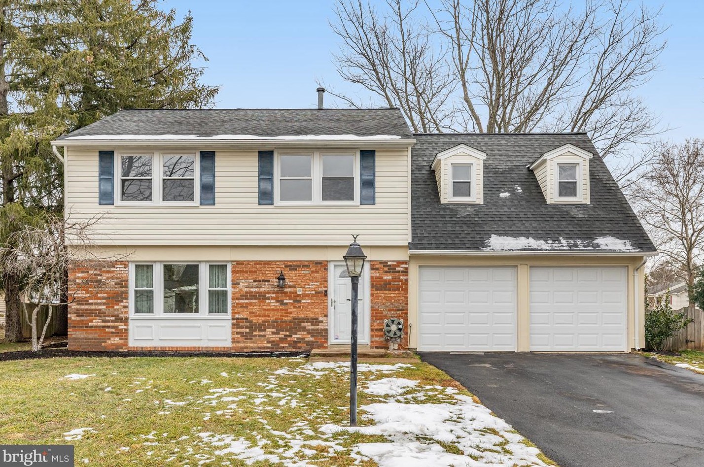 4209 Plaza Ln, Fairfax, VA 22033-3017