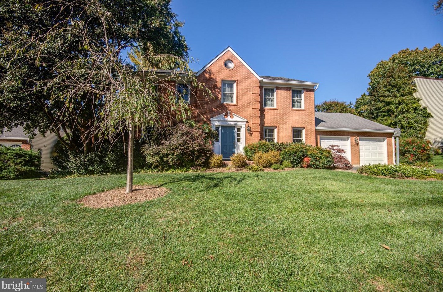 9508 Liberty Tree Ln, Vienna, VA 22182-3405