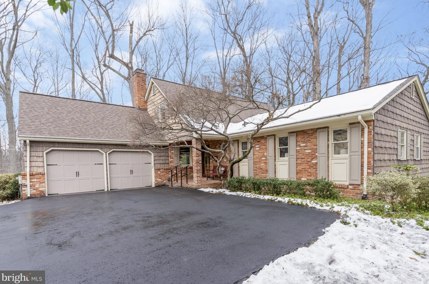 6001 Denton Ct, Springfield, VA 22152