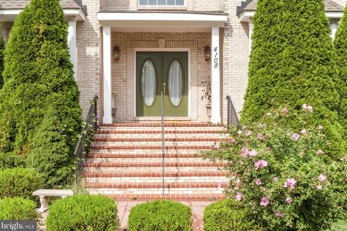 4108 Woodland Rd, Annandale, VA 22003
