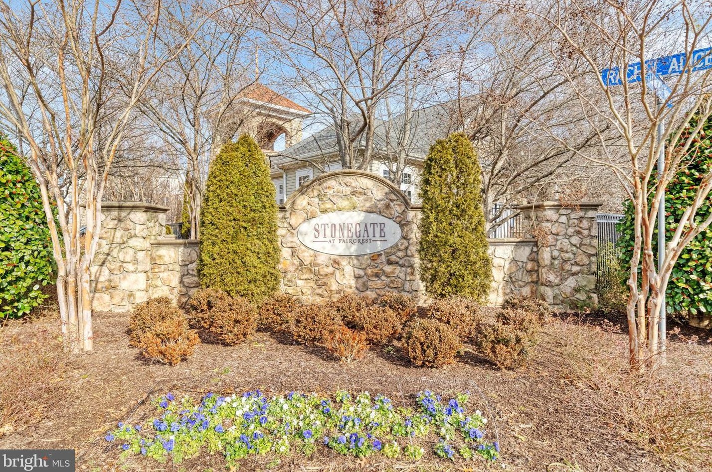 5130 Brittney Elyse Cir #5130i, Centreville, VA 20120