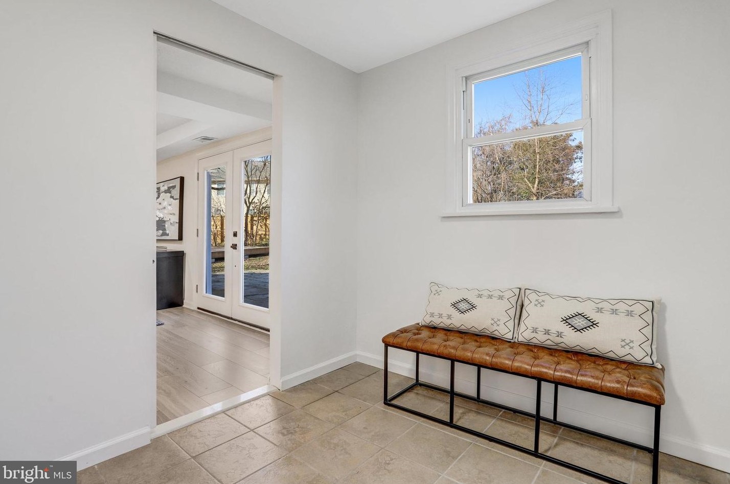 3201 Blundell Cir, Falls Church VA  22042-3819 exterior