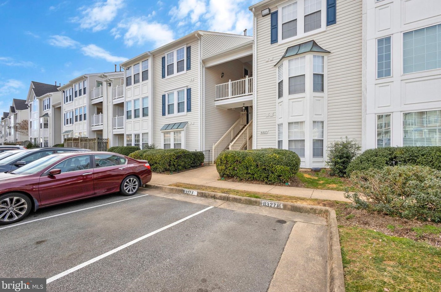 8327 Bluebird Way Apt J, Lorton, VA