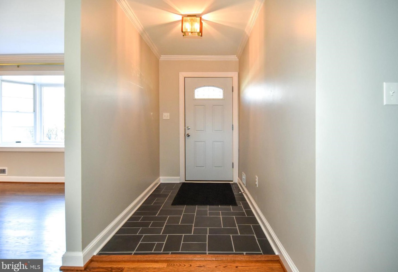 2626 Pioneer Ln, Falls Church, VA 22043