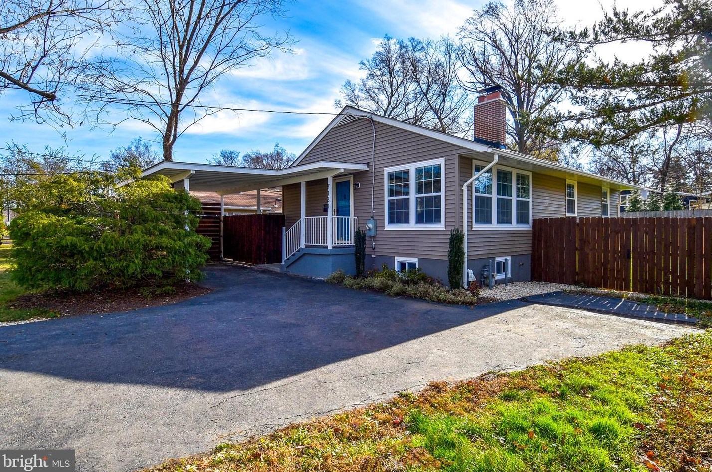 7131 Westmoreland Rd, Falls Church, VA 22042
