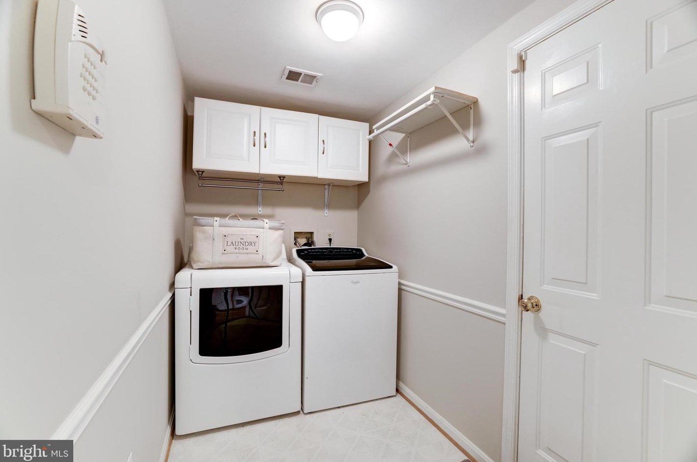 3534 Armfield Farm Dr, Fairfax VA 20151-3365 exterior