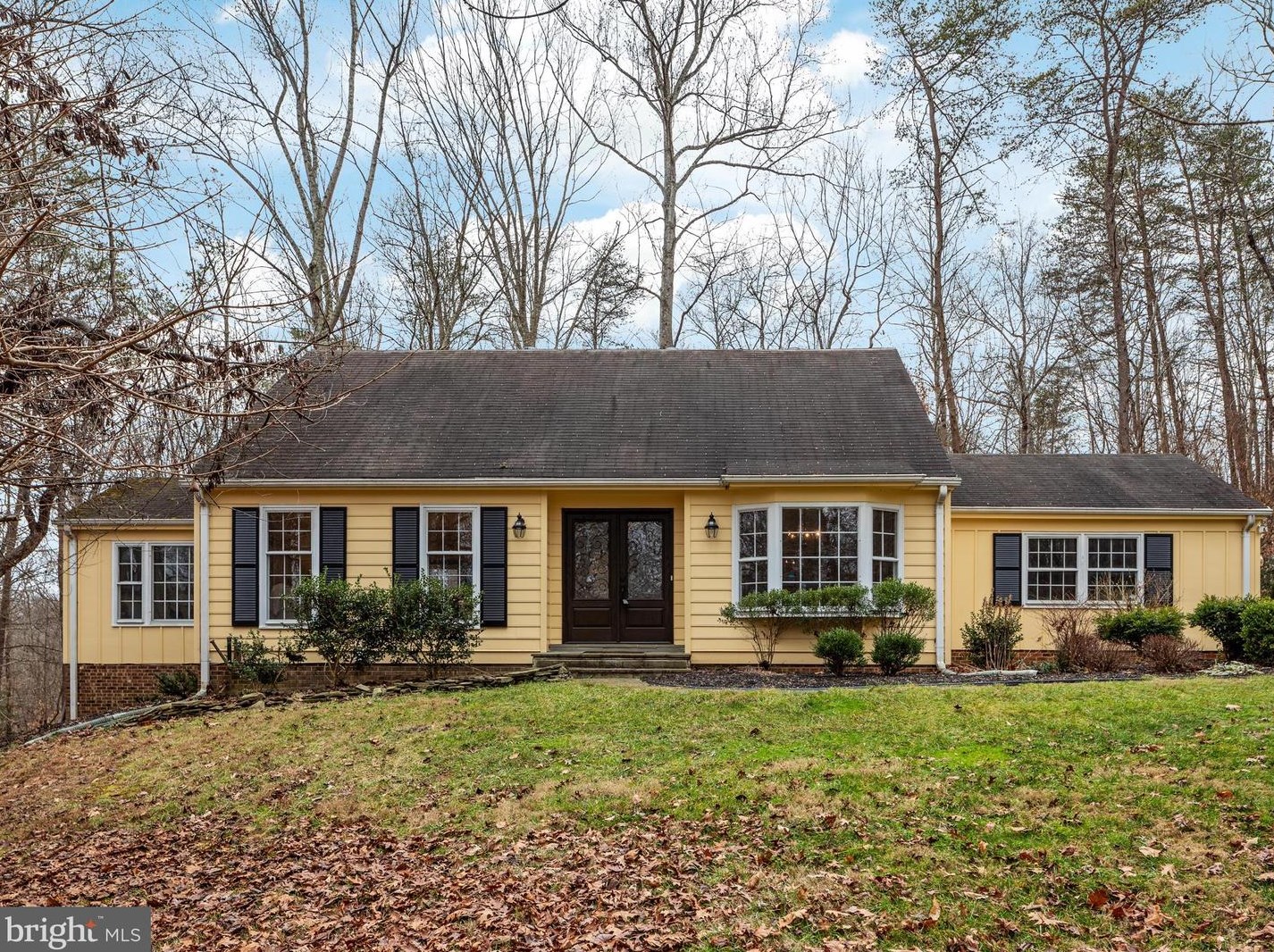 8215 Cub Den Ct, Clifton, VA 20124