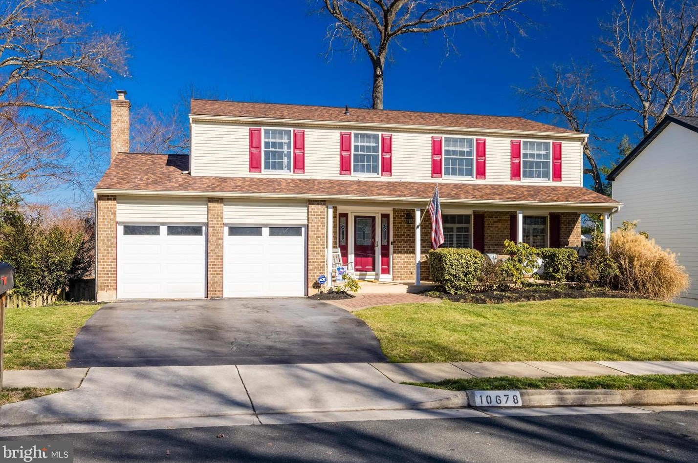 10678 John Ayres Dr, Fairfax, VA 22032