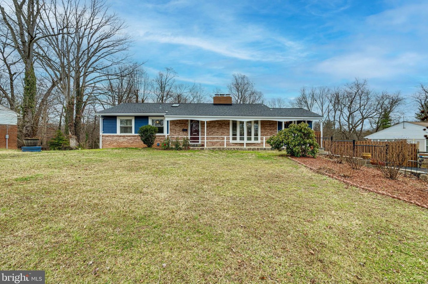 4521 Starr Jordan Dr, Annandale, VA 22003