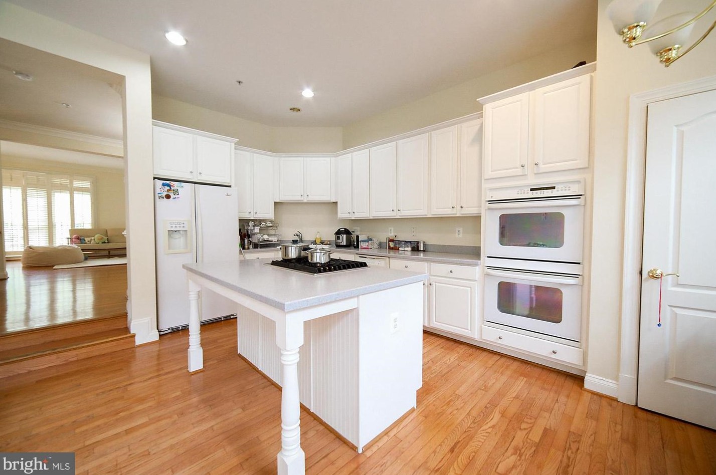 7442 Carriage Hills Dr, Mc Lean VA  22102-2944 exterior