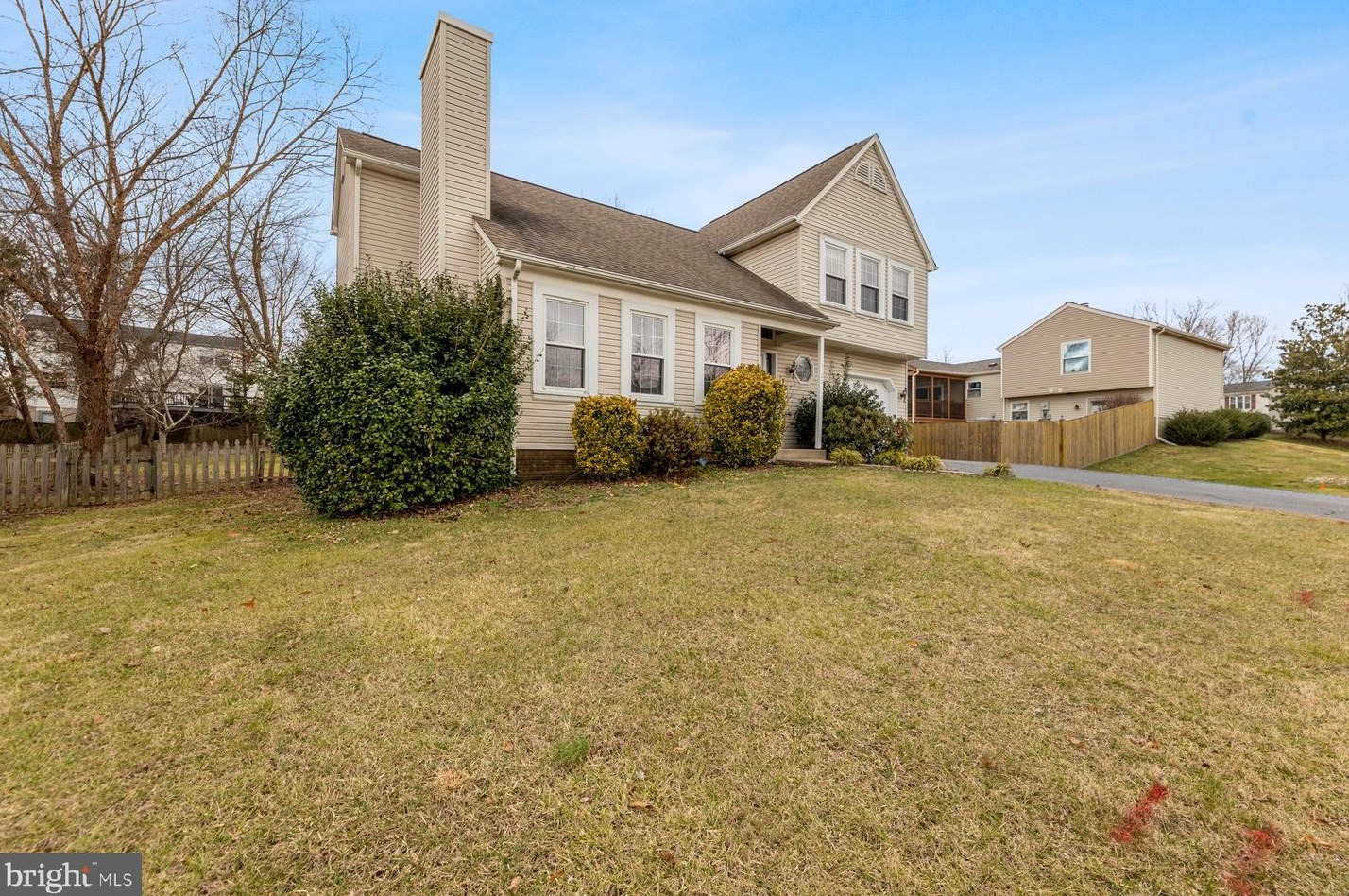 15125 Bernadette Ct, Fairfax, VA 20151-1420