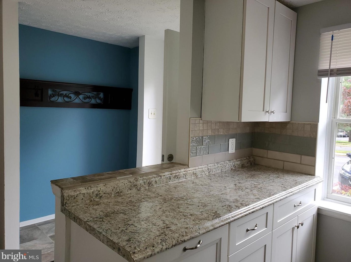 8221 White Stone Ln, Springfield VA  22153-3835 exterior