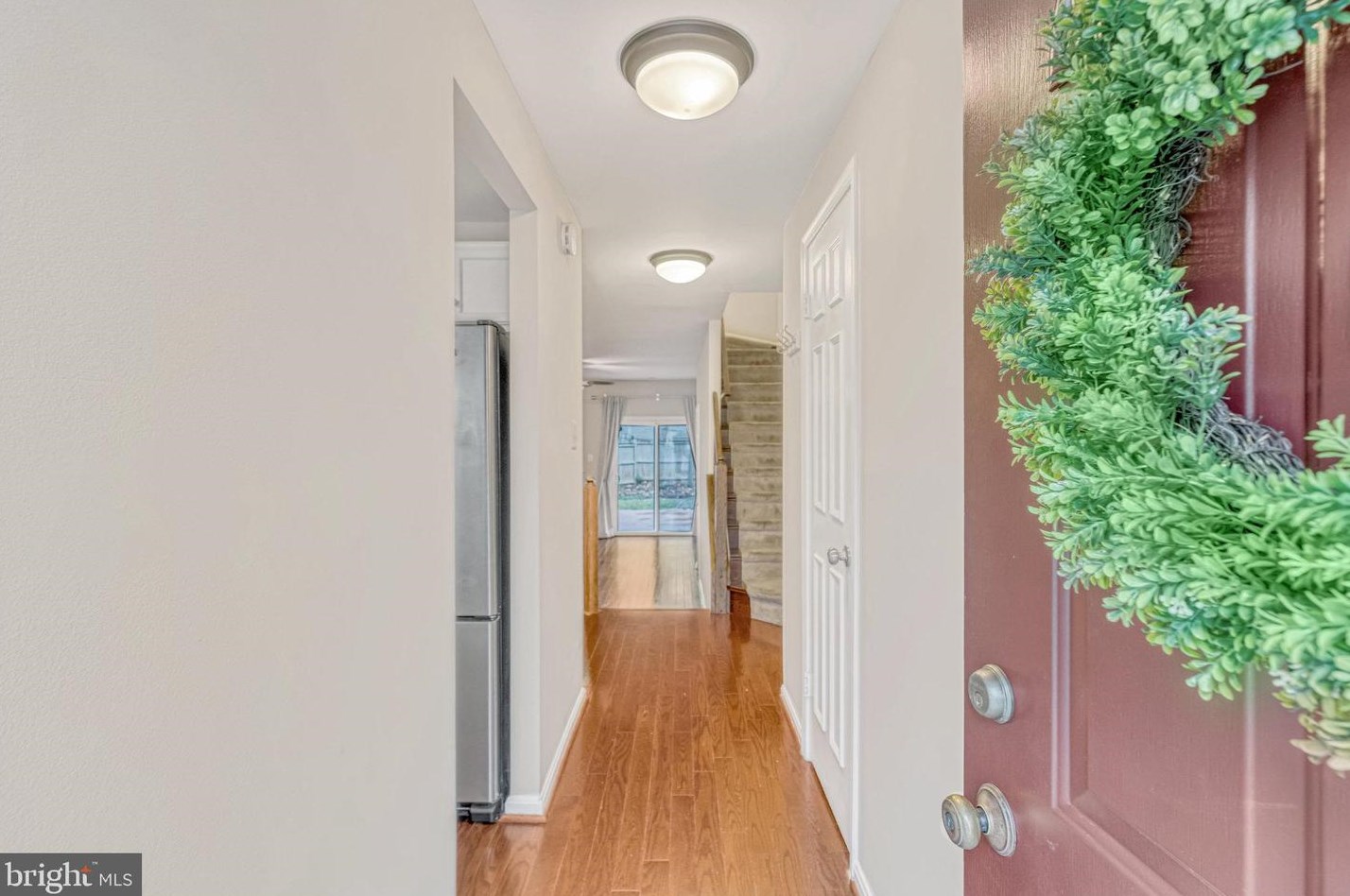 2048 Whisperwood Glen Ln, Herndon, VA 20191