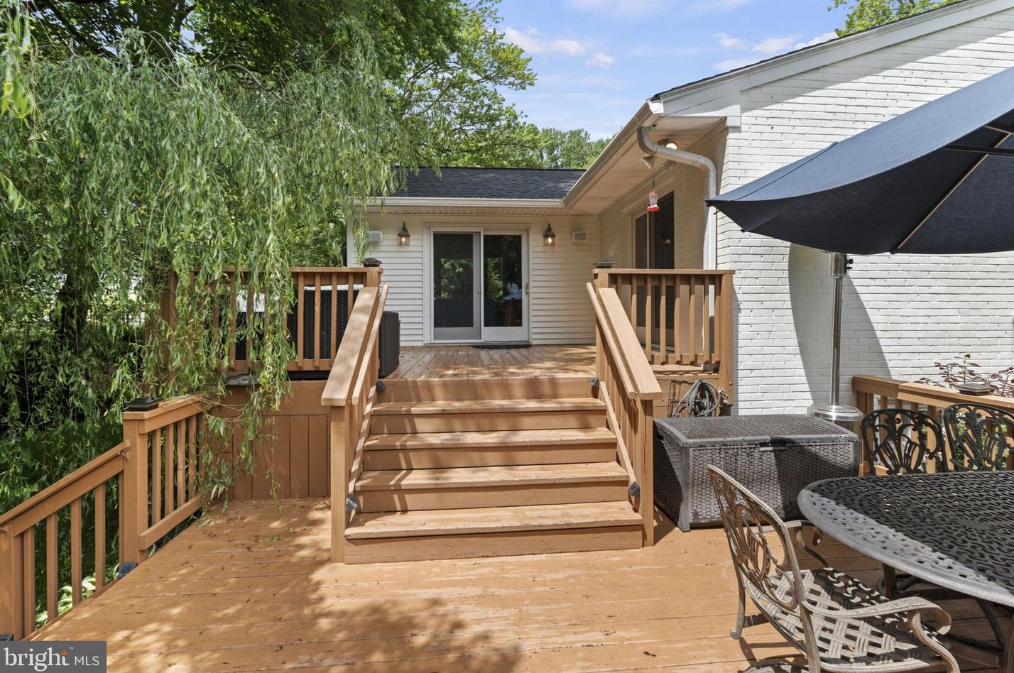 708 Skyline Ct, Vienna VA  exterior