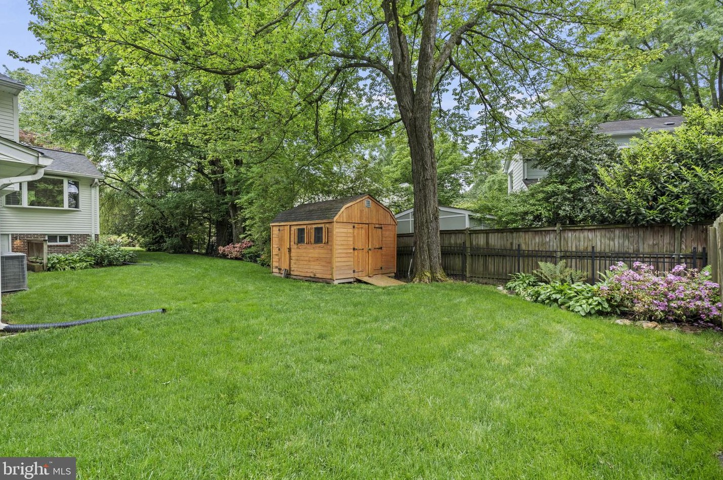 708 Skyline Ct, Vienna VA  exterior