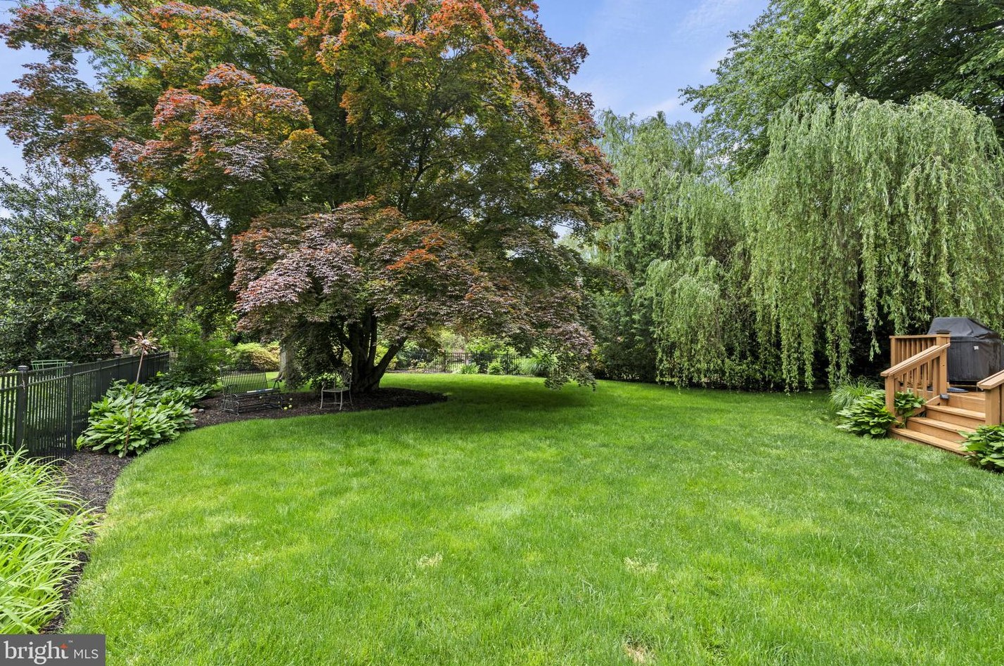 708 Skyline Ct, Vienna VA  exterior