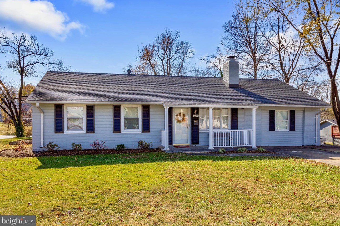 7701 Weber St, Annandale, VA 22003