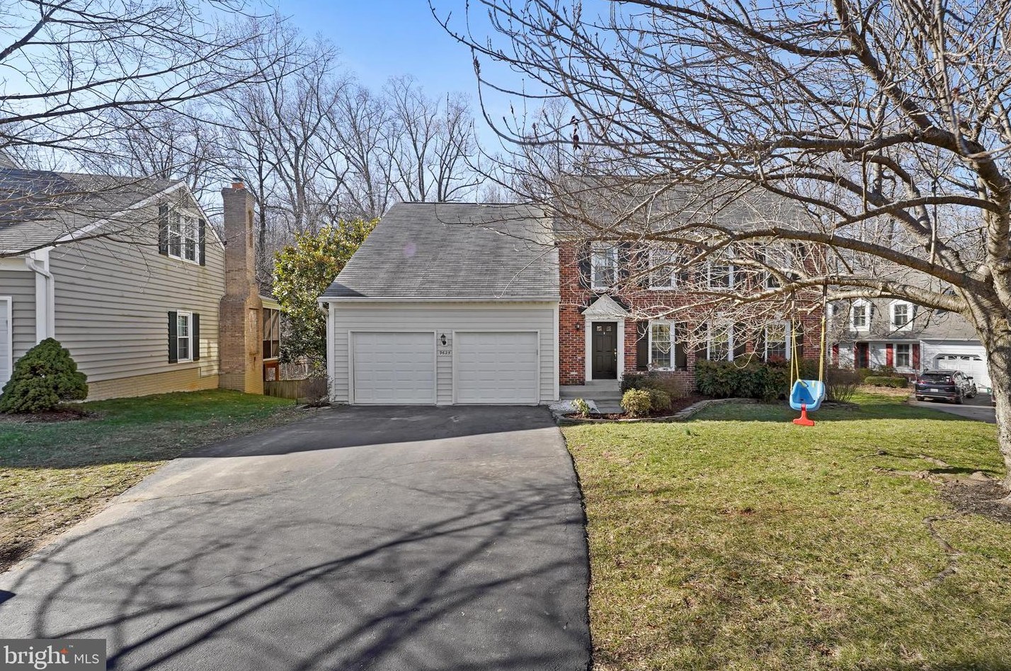 9625 Woodedge Dr, Springfield, VA 22015