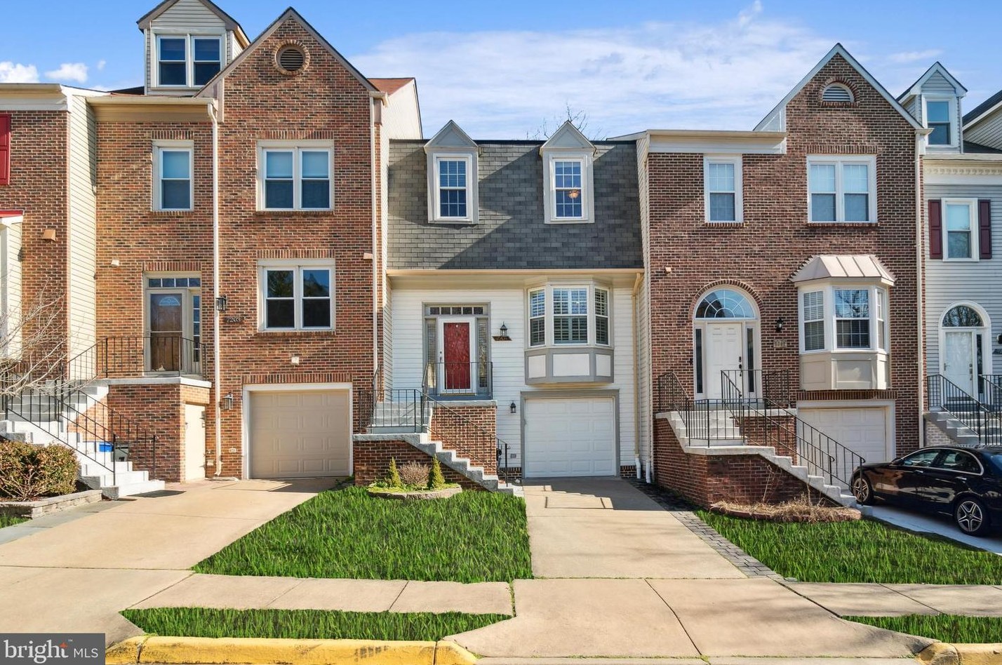 7205 Squirrel Run Ct, Springfield, VA 22152