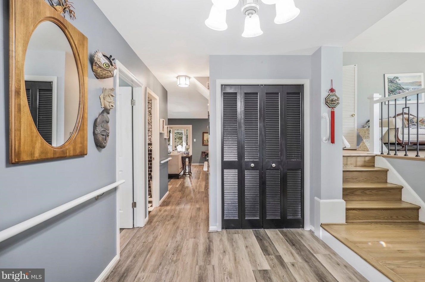 4108 Whispering Ln, Annandale, VA 22003