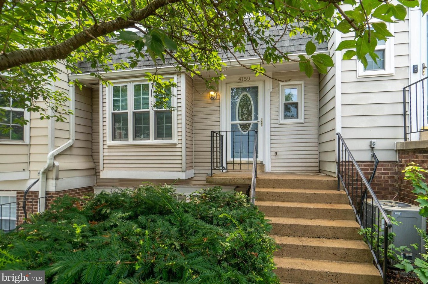 4159 Pleasant Meadow Ct # 96d, Fairfax, VA