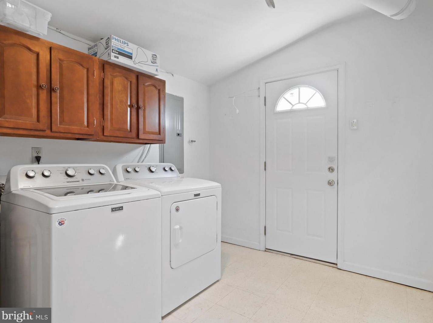 13222 Parson Ln, Fairfax VA  22033-3402 exterior