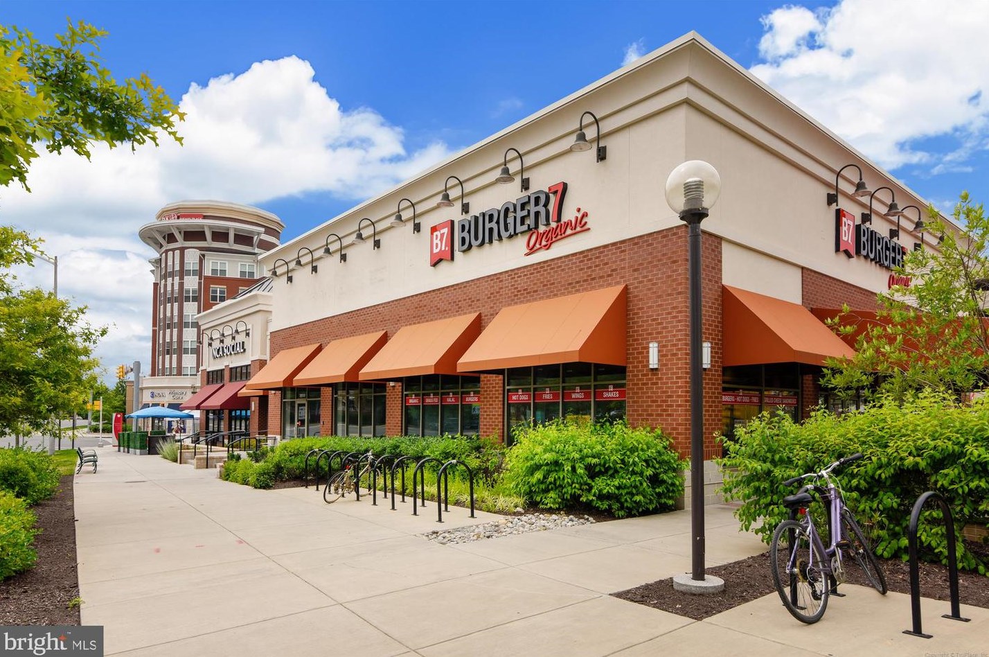 2701 Bellforest Ct, Vienna VA  22180-7317 exterior