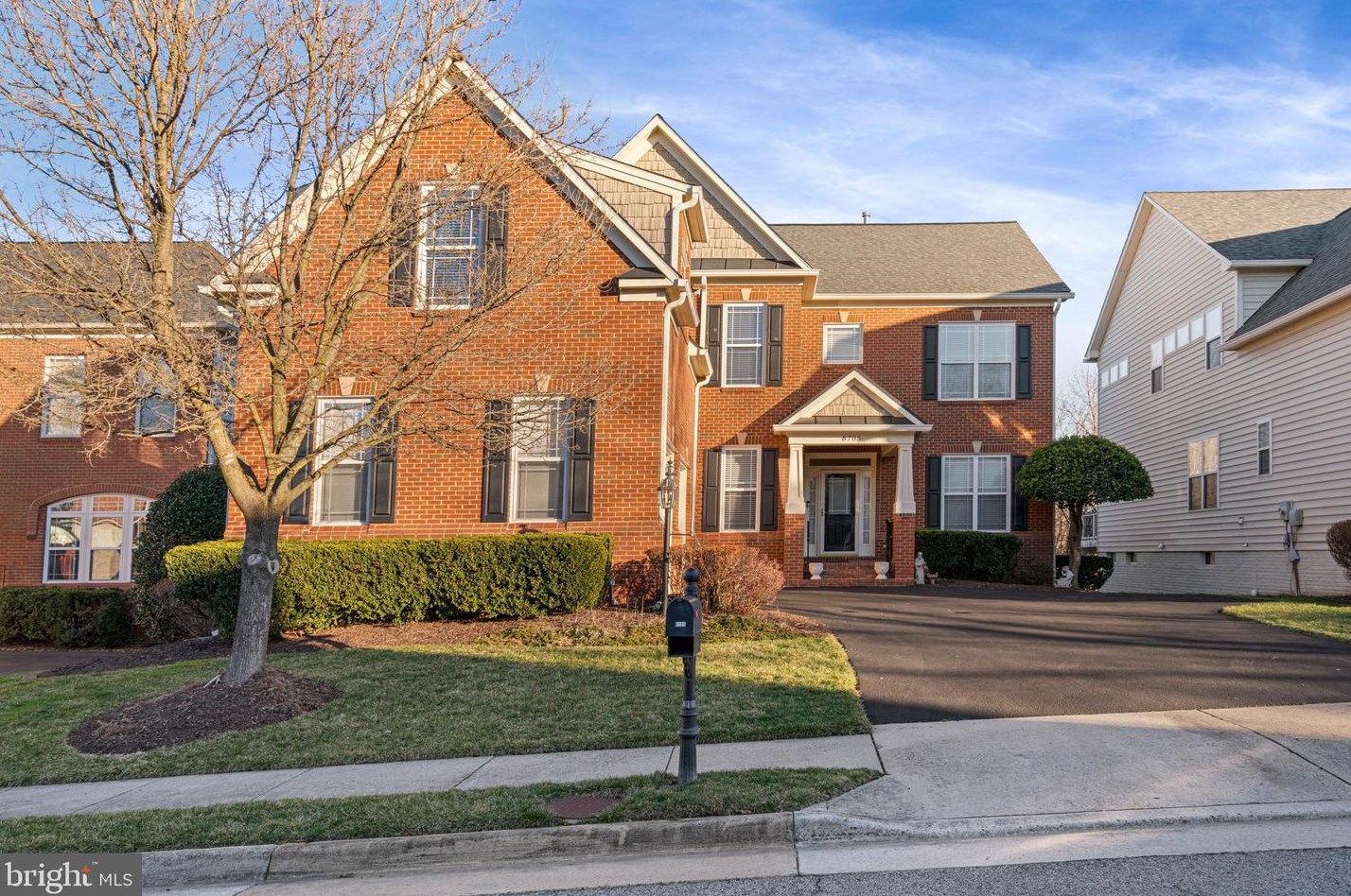 8705 Flowering Dogwood Ln, Lorton, VA 22079