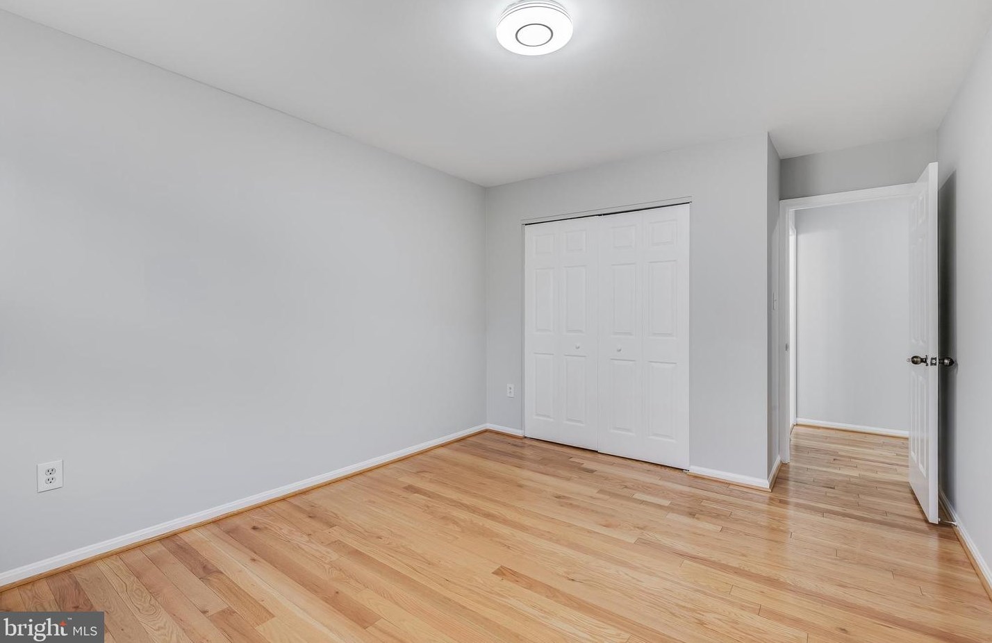 3004 Seven Oaks Pl, Falls Church VA  22042-3152 exterior