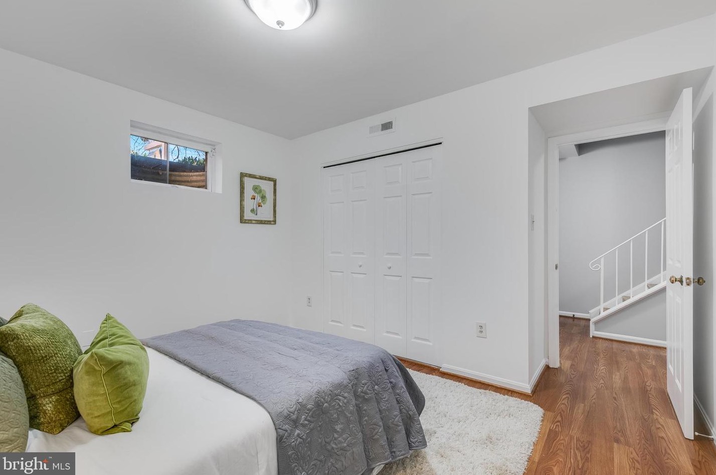 3004 Seven Oaks Pl, Falls Church VA  22042-3152 exterior